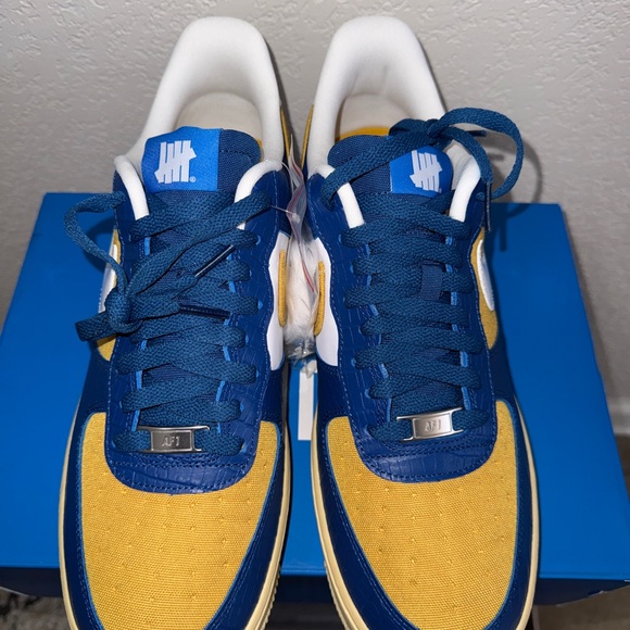 Nike/Undefeated Air Force 1 Low SP - Picture 4 of 12